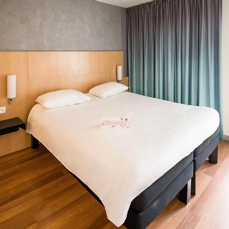 Ibis Rennes Beaulieu Hotel เซซง เซวินเญ ภายนอก รูปภาพ
