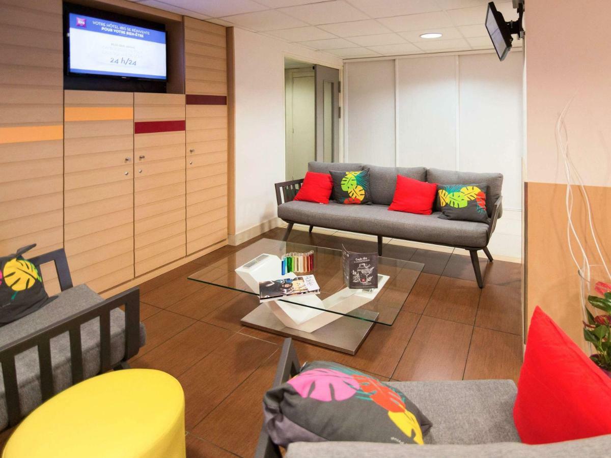 Ibis Rennes Beaulieu Hotel เซซง เซวินเญ ภายนอก รูปภาพ