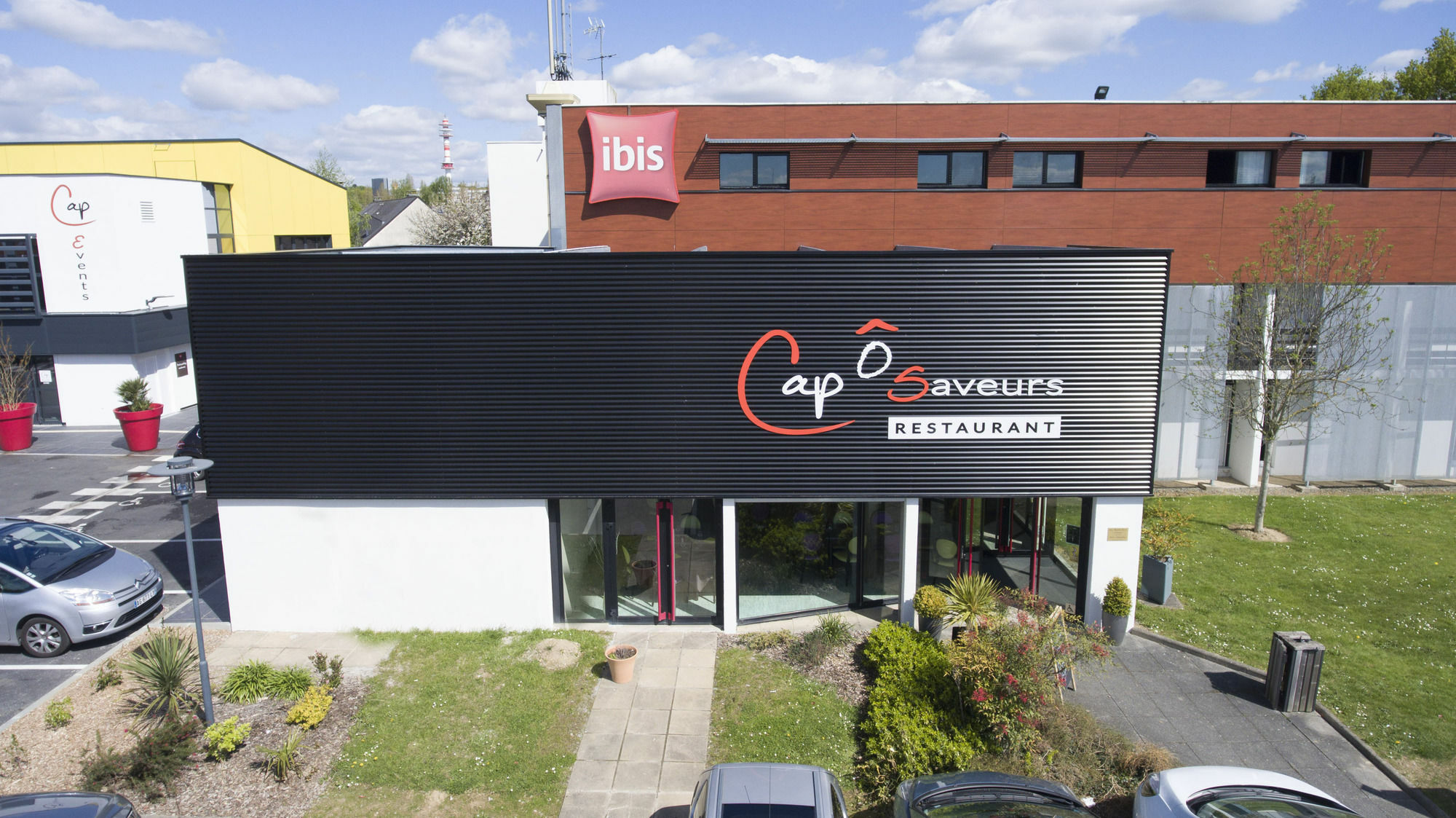 Ibis Rennes Beaulieu Hotel เซซง เซวินเญ ภายนอก รูปภาพ