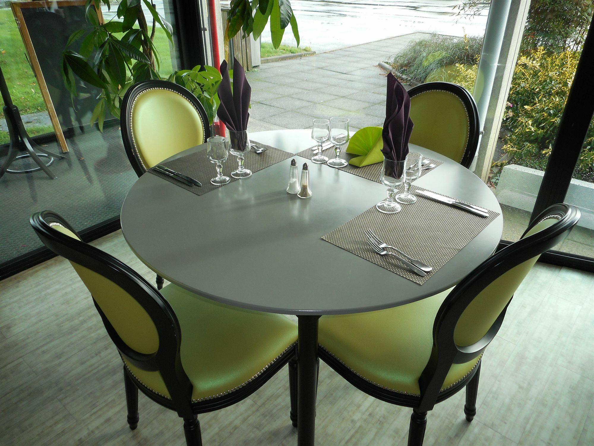 Ibis Rennes Beaulieu Hotel เซซง เซวินเญ ภายนอก รูปภาพ