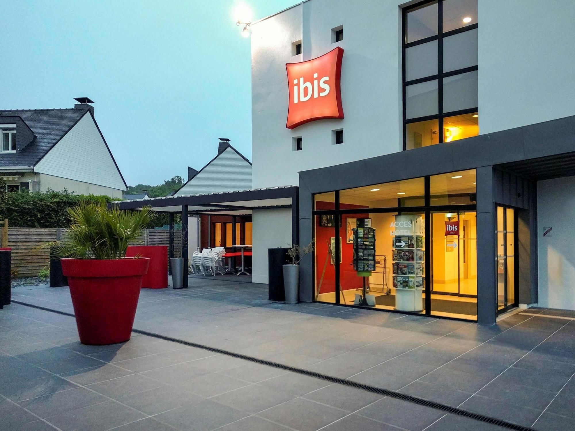 Ibis Rennes Beaulieu Hotel เซซง เซวินเญ ภายนอก รูปภาพ