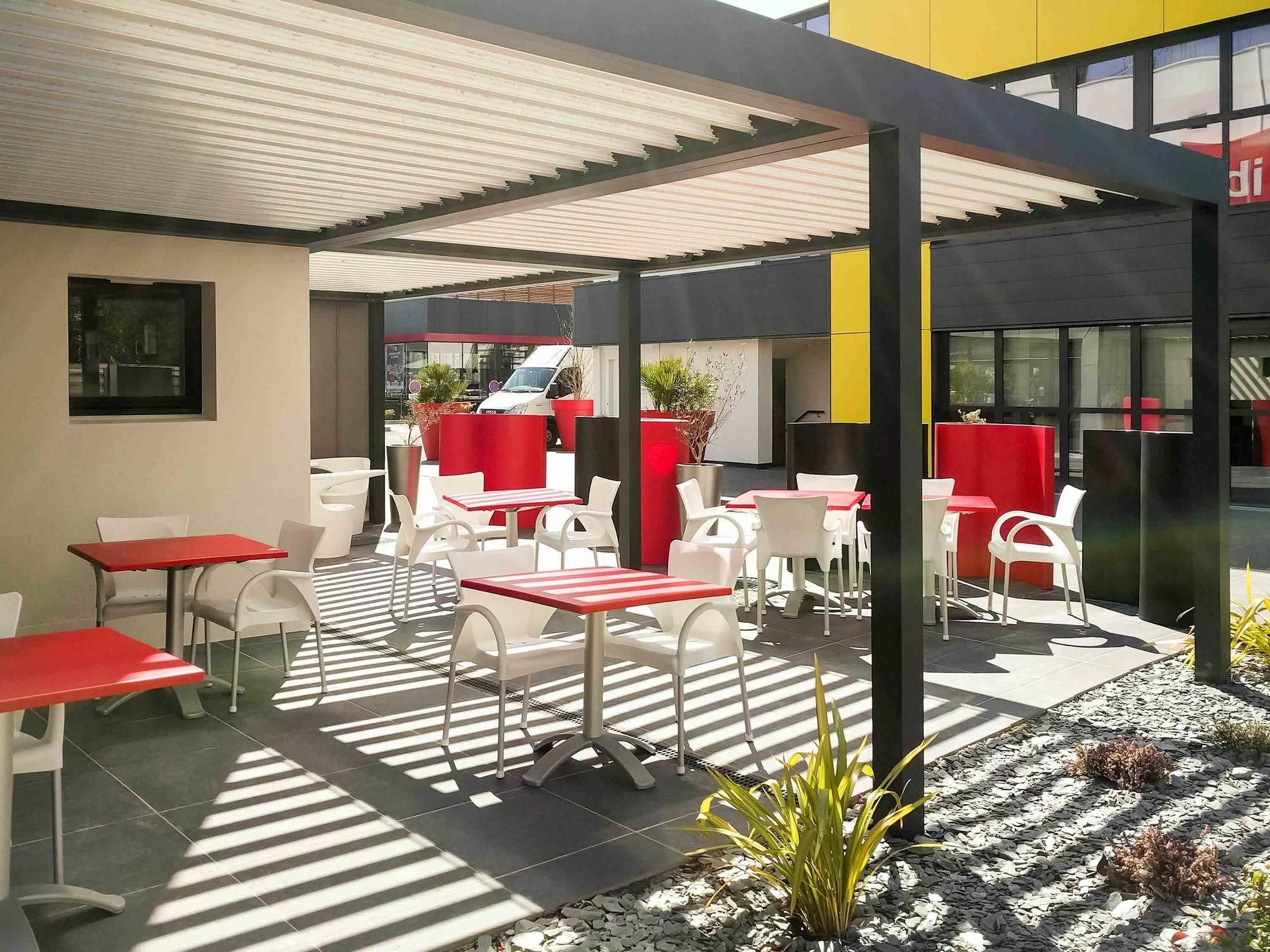 Ibis Rennes Beaulieu Hotel เซซง เซวินเญ ภายนอก รูปภาพ
